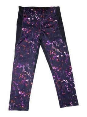 Champion patterned athletic capris